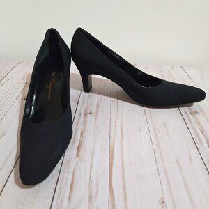 Salvatore Ferragamo Suede Leather Middle Heels Pumps Black Size 8 AA (narrow)